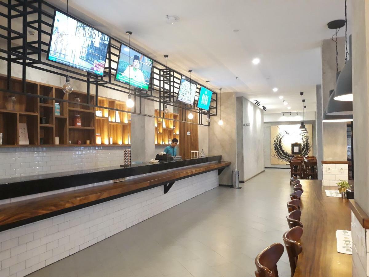 Kama Hotel Medan Ngoại thất bức ảnh