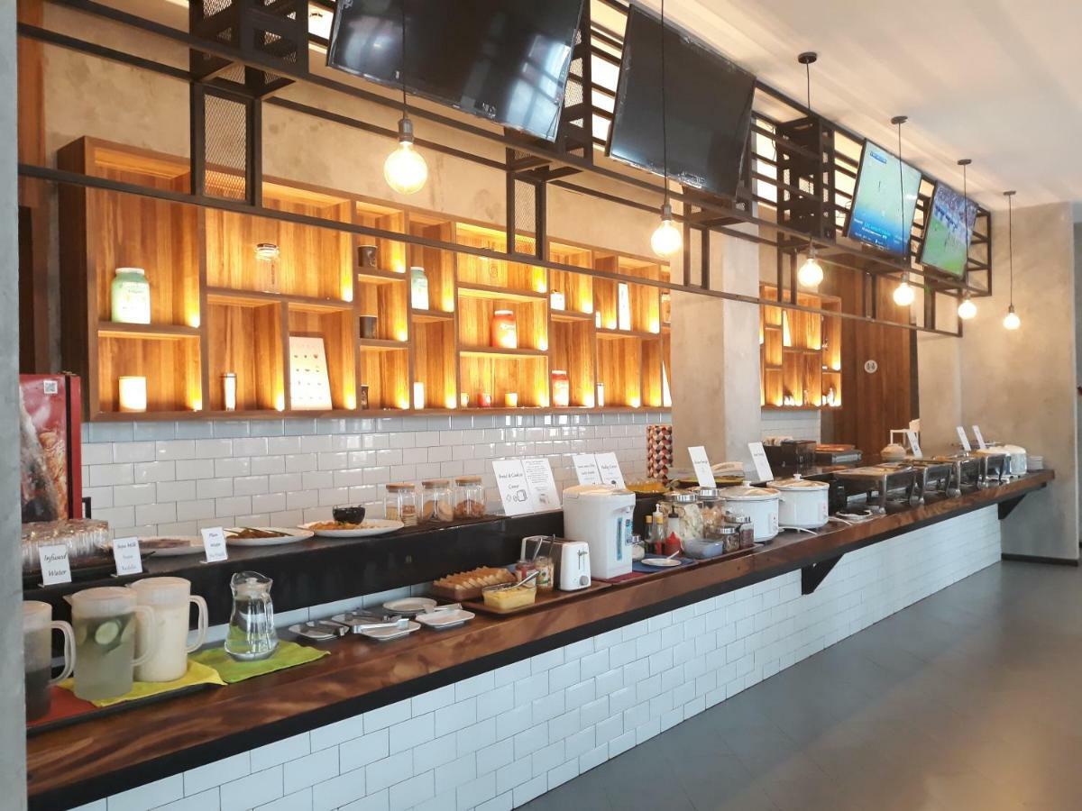 Kama Hotel Medan Ngoại thất bức ảnh